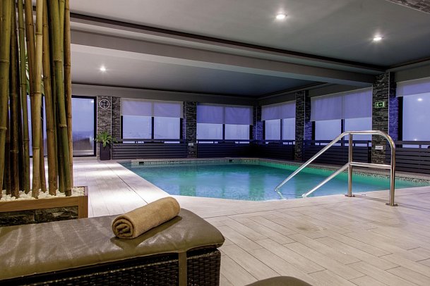 AX Victoria Hotel