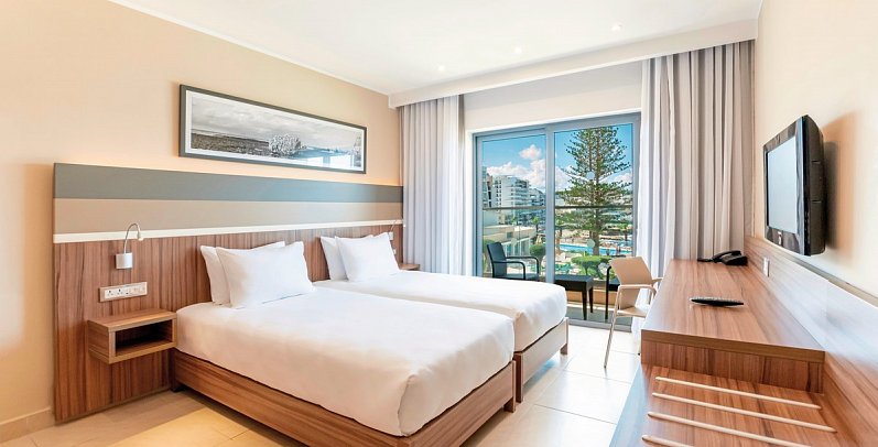 DoubleTree by Hilton Malta - Wohnbeispiel Doppelzimmer Meerblick (Zimmercodierungen D1M & D3M)