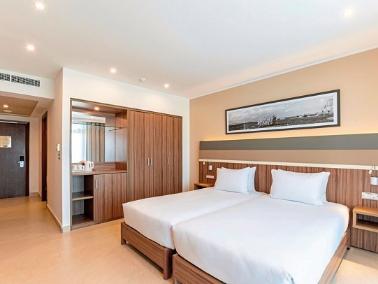 DoubleTree by Hilton Malta - Wohnbeispiel Doppelzimmer Superior Meerblick (Zimmercodierung DS8)