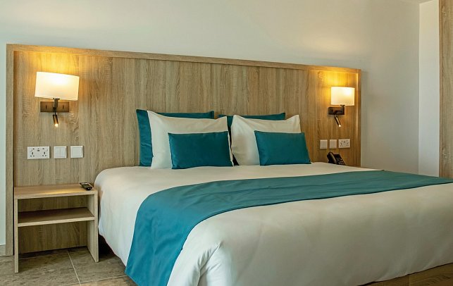 Ramla Bay Resort - Wohnbeispiel Doppelzimmer Superior Landblick (Zimmercodierung DS1)