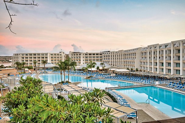 db Seabank Hotel & Spa