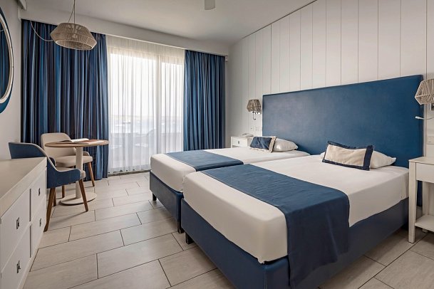 db Seabank Hotel & Spa - Wohnbeispiel Doppelzimmer Meerblick (Zimmercodierung DBM)