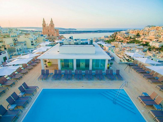 Maritim Antonine Hotel & Spa