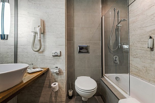 Maritim Antonine Hotel & Spa