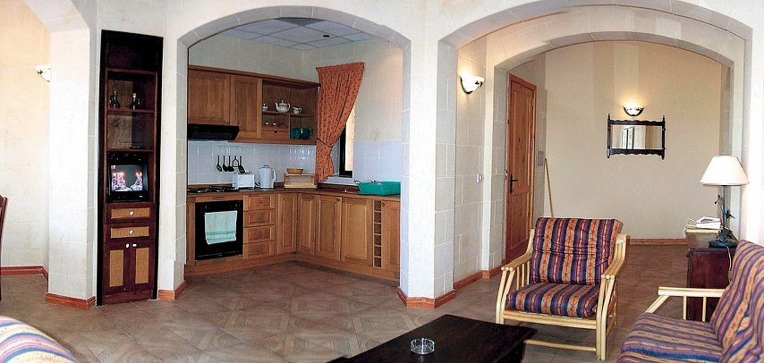 Cornucopia Hotel