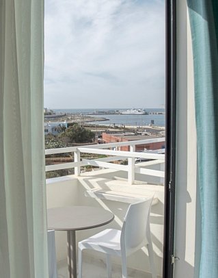 Riviera Spa Resort - Adults Only - Wohnbeispiel Doppelzimmer seitl. Meerblick (Zimmercodierung DBN)