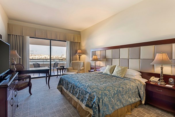 Grand Hotel Excelsior Malta - Wohnbeispiel Doppelzimmer Deluxe Meeresfront (Zimmercodierung DDO)