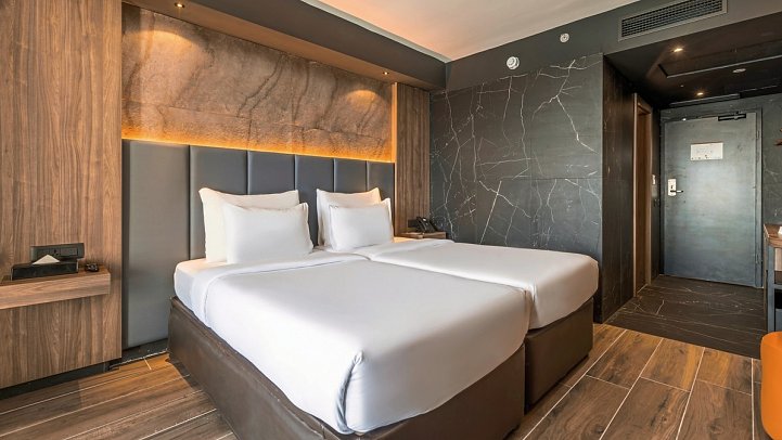 AX Odycy - Wohnbeispiel Doppelzimmer Deluxe Landblick (Zimmercodierung DDL)