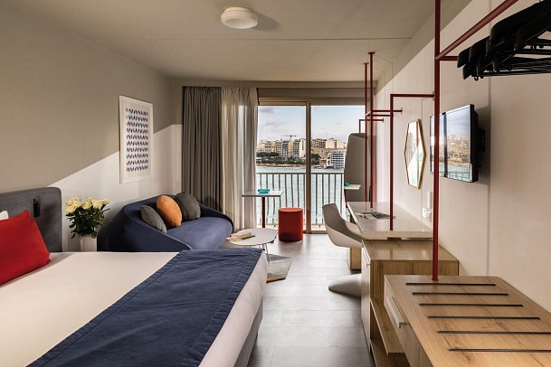 Cavalieri Art Hotel - Wohnbeispiel Doppelzimmer Deluxe (Zimmercodierung DD1)