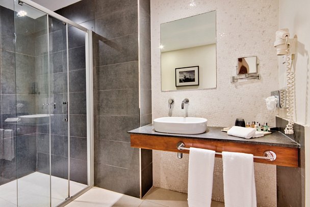 The George, Urban Boutique Hotel