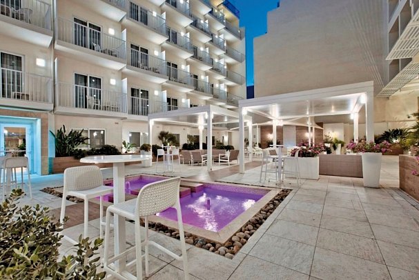 Santana Hotel & Spa