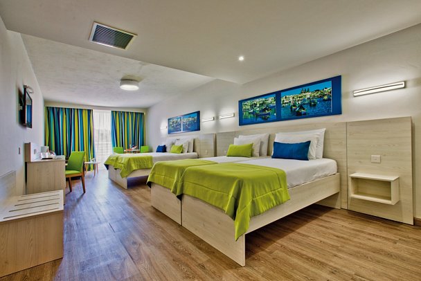 Santana Hotel & Spa - Wohnbeispiel Familienzimmer (Zimmercodierung FB1)