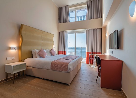 Seaview Hotel - Wohnbeispiel Doppelzimmer Meerblick (Zimmercodierung DBM)