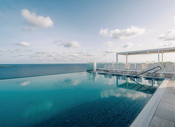 Seaview Hotel