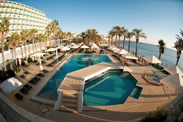 Qawra Palace Resort & Spa