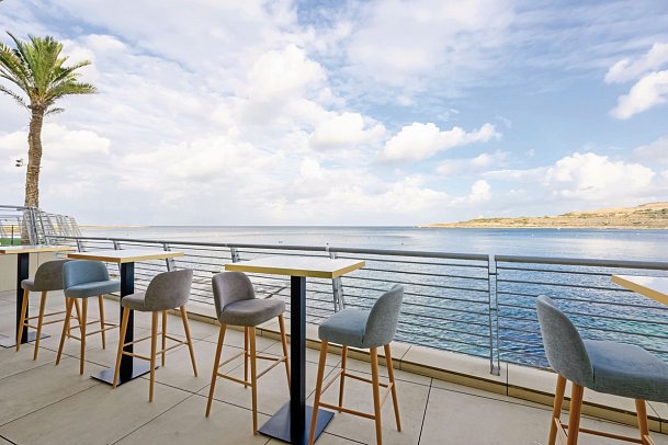 Qawra Palace Resort & Spa