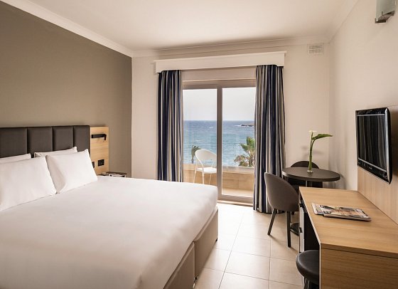 Qawra Palace Resort & Spa