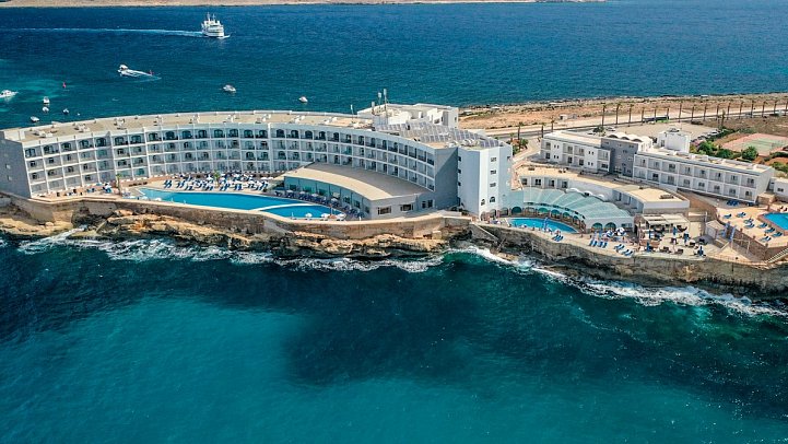 Paradise Bay Resort