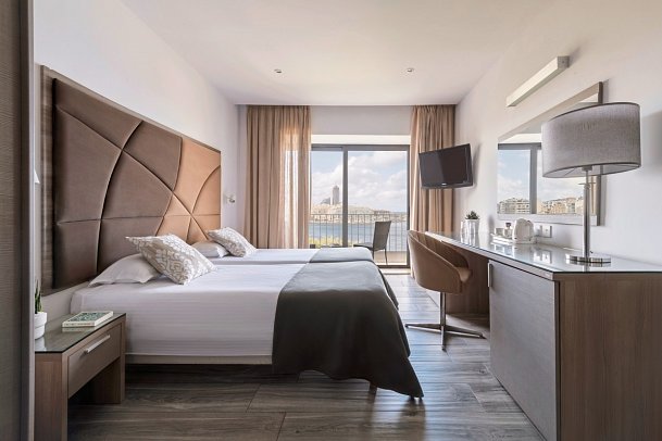 Plaza Regency Hotels - Wohnbeispiel Doppelzimmer Superior Meerblick (Zimmercodierung DSM)