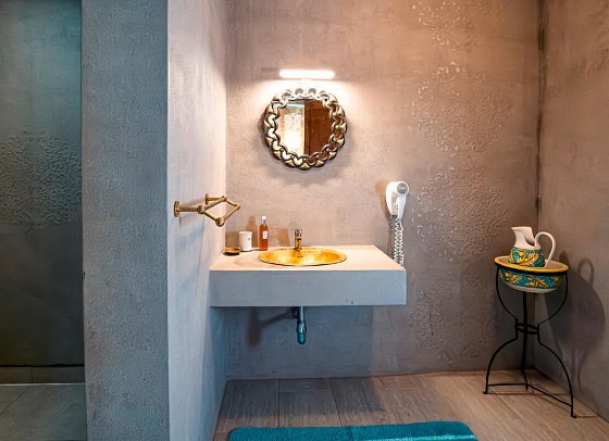 Chapel 5 Boutique Suites