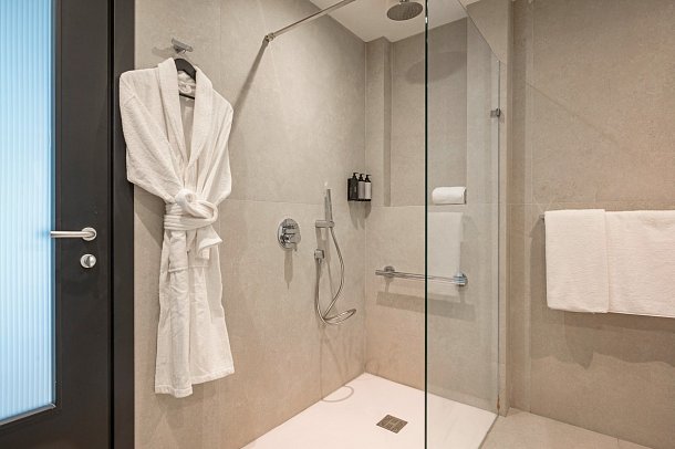 Best Western Premier - Badbeispiel (Zimmercodierungen DD1, DDN, JB1 & JBN)