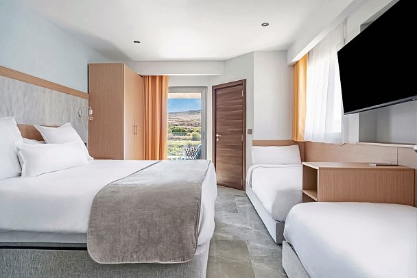 Reef Hotel & Spa