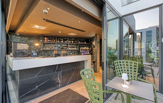 VITA Hotel & Rooftop