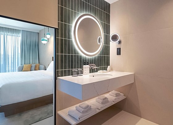 Hard Rock Hotel Malta - Wohnbeispiel Doppelzimmer Deluxe (Zimmercodierung DD1)