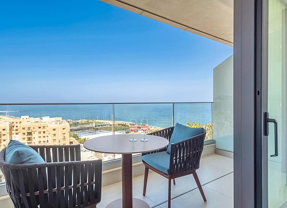 Hard Rock Hotel Malta - Wohnbeispiel Doppelzimmer Deluxe (Zimmercodierung DD1)