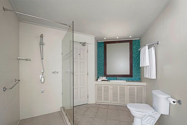 ADAARAN Select Hudhuranfushi - Beispiel Bad Family Beach Villa (Zimmercodierungen FB1, FB2, FV1 & FV2)