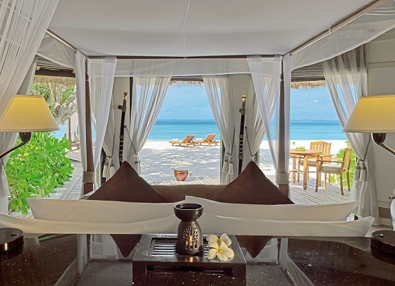 Banyan Tree Vabbinfaru - Wohnbeispiel Beachfront Pool Villa (Zimmercodierungen VB2 & VB3)