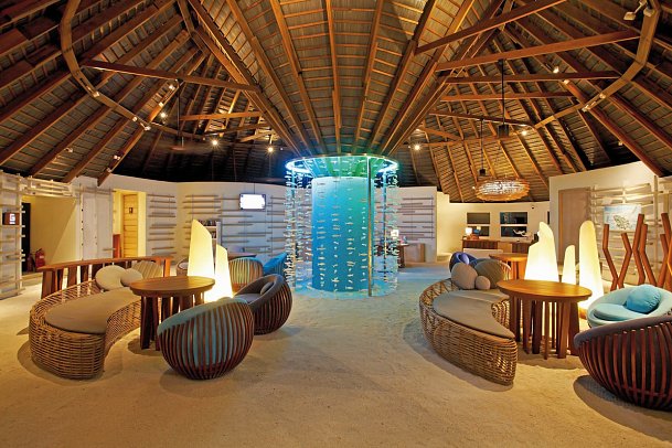 Centara Ras Fushi Resort & Spa Maldives