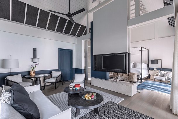 Four Seasons Resort Maldives at Landaa Giraavaru - Sunset Water Villa Pool