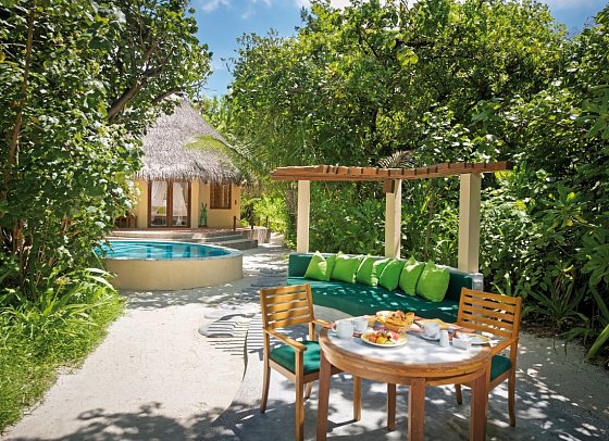 Coco Palm Dhuni Kolhu - Wohnbeispiel Deluxe Pool Villa (Zimmercodierungen VD2 & VD8)