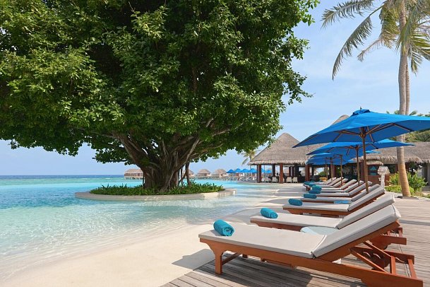 Dusit Thani Maldives