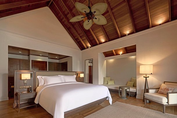 Dusit Thani Maldives - Wohnbeispiel Beach Villa (Zimmercodierungen VB1 & VB7)