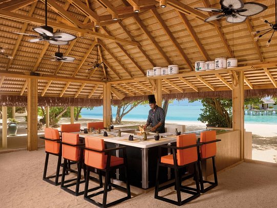 Villa Park Sun Island