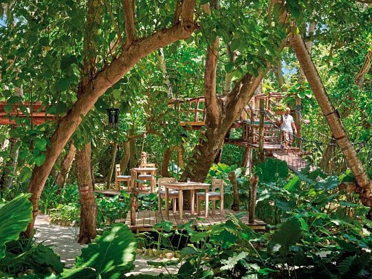 Villa Park Sun Island