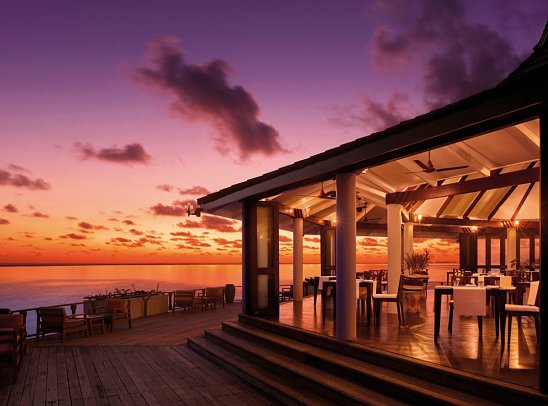 Villa Park Sun Island