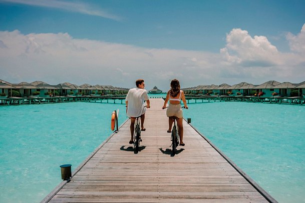 Villa Park Sun Island