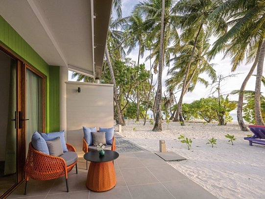 Villa Park Sun Island - Beispiel Terrasse Two Bedroom Family Beach Villa (Zimmercodierungen FB2 & FB7)