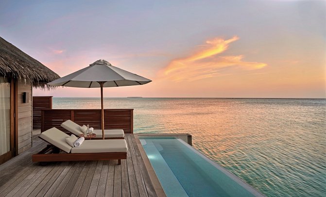 Conrad Maldives Rangali Island - Deluxe Water Villa Pool (Zimmercodierung VB5)