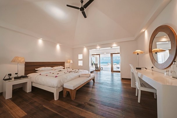 ananea Diamonds Athuruga - Wohnbeispiel Beach Front Junior Suite (Zimmercodierung JB1)