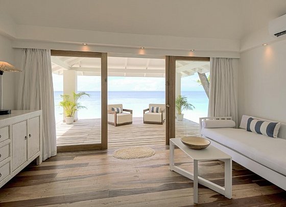 ananea Diamonds Athuruga - Wohnbeispiel Beach Front Junior Suite (Zimmercodierung JB1)