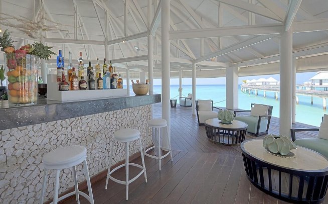 Diamonds Thudufushi