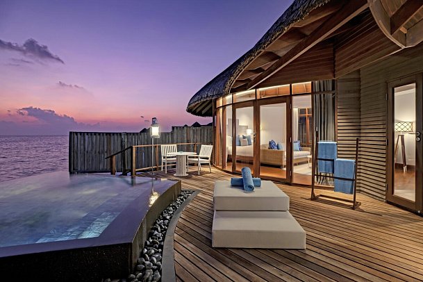 Constance Halaveli Maldives - Wohnbeispiel Water Villa with Private Pool (Zimmercodierungen VX1 & VX7)