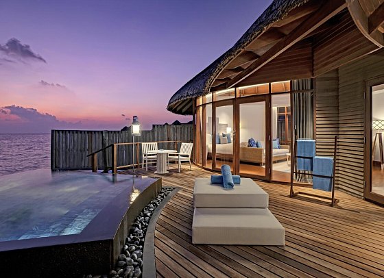 Constance Halaveli Maldives - Wohnbeispiel Water Villa with Private Pool (Zimmercodierungen VX1 & VX7)