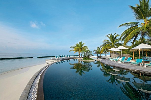 Constance Moofushi Maldives