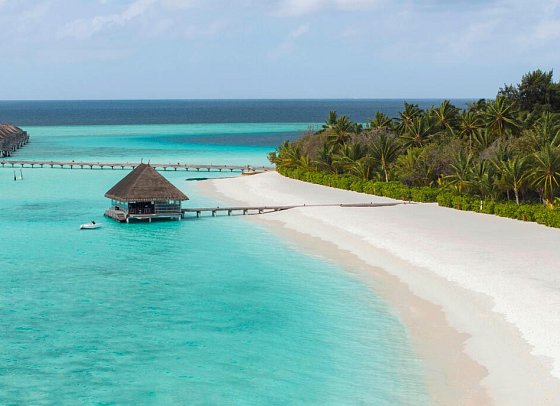 Constance Moofushi Maldives