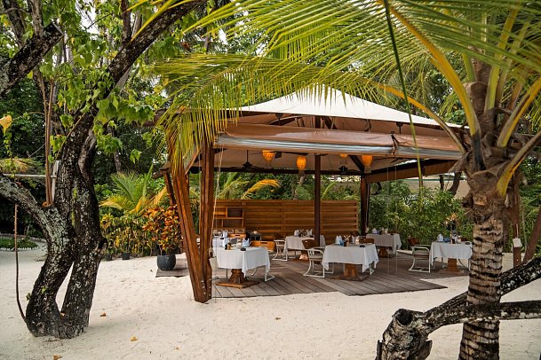 Constance Moofushi Maldives